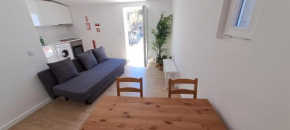 Serafina 3rd floor 2BR with swimingpool and terrace